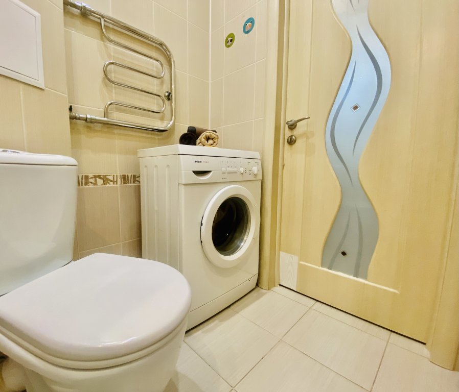 Сургут: Apartamenty Sever on Iosifa Karolinskogo 9