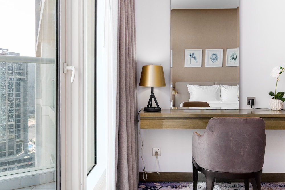 Дубай: Whitesage -  Fancy Studio With Mesmerizing Canal Views