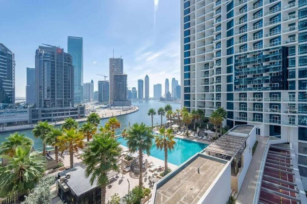 Дубай: Whitesage -  Fancy Studio With Mesmerizing Canal Views