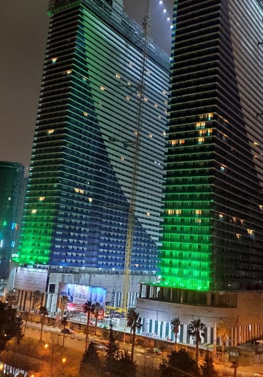 Батуми: Vip Apartament Orbi