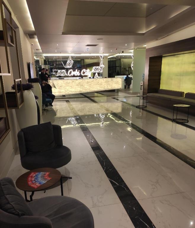 Батуми: Vip Apartament Orbi