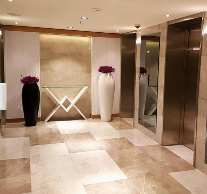 Батуми: Vip Apartament Orbi