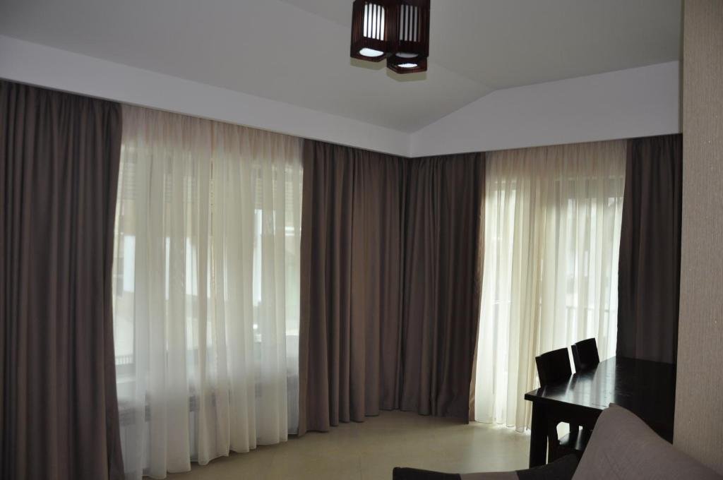 Тбилиси: nino apartment in the heart