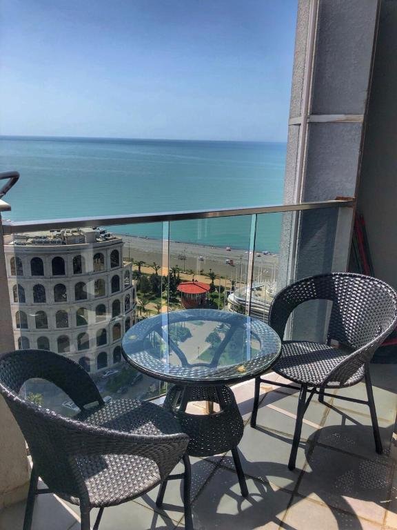 Батуми: Sherif Khimshiashvili Avenue Apartment
