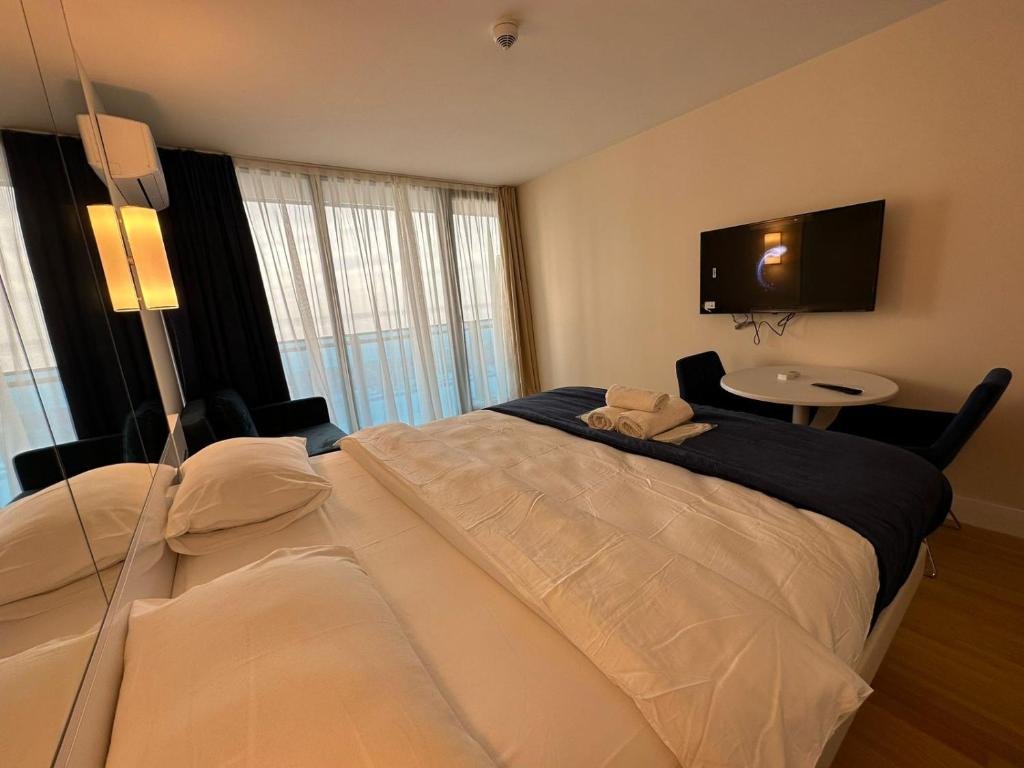 Orbi City Batumi Aparthotel — фото 2