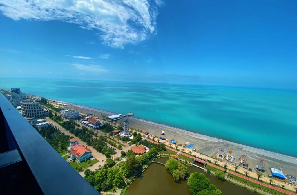 Батуми: Batumi Luxury Resort & Sea View Aparthotel
