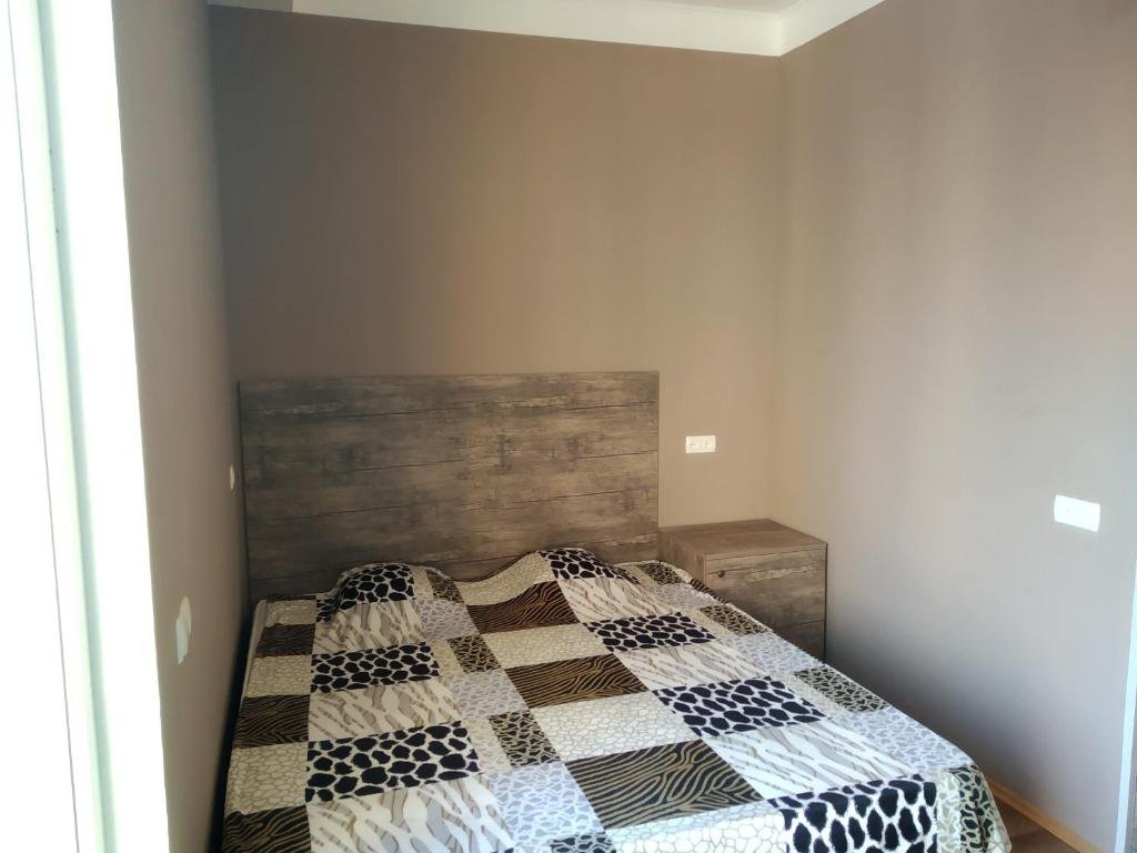 Тбилиси: Cozy apartment near Metro station