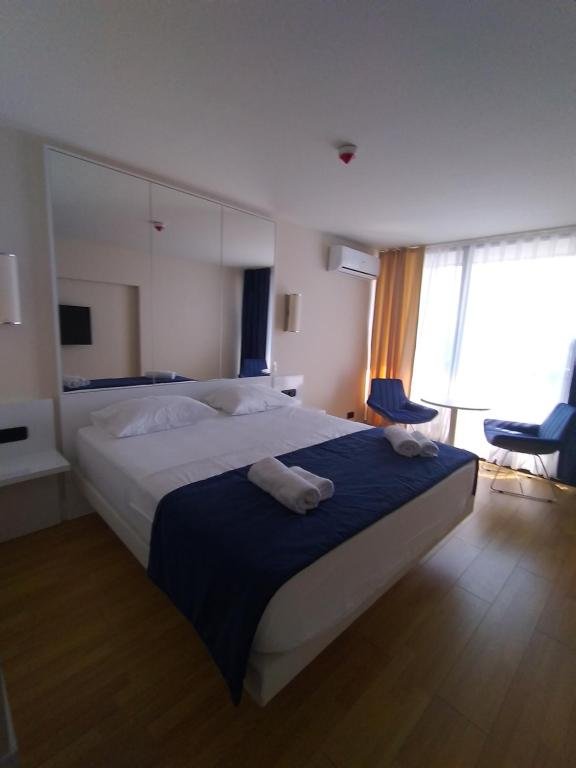 Батуми: orbi city sea view apartment
