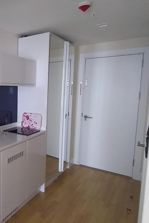 Батуми: orbi city sea view apartment