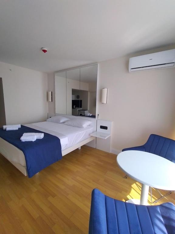 Батуми: orbi city sea view apartment