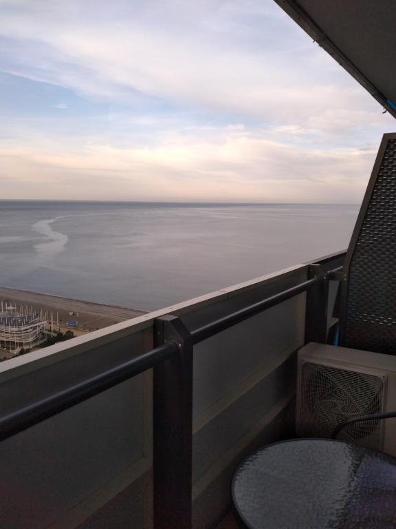 Батуми: orbi city sea view apartment