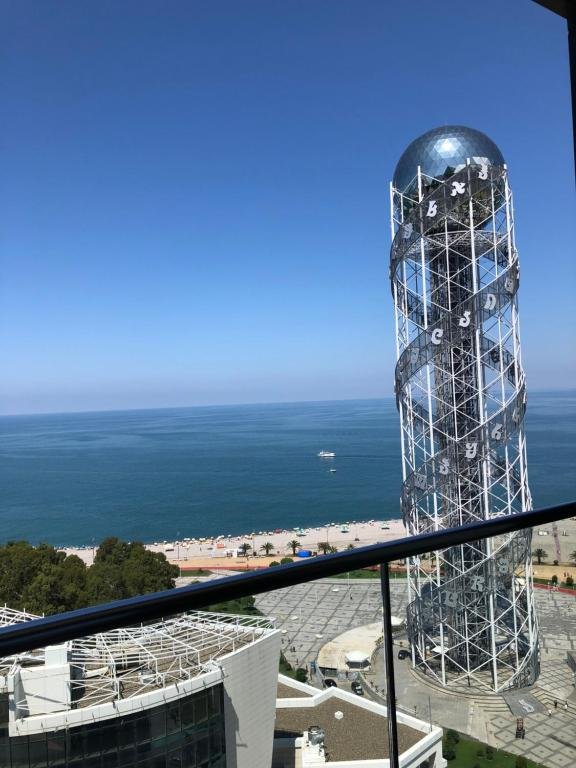 Premium apartment in Porta Batumi Tower — фото 2