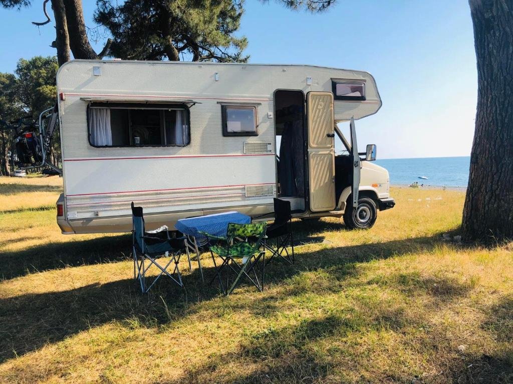 Тбилиси: Camping in Georgia