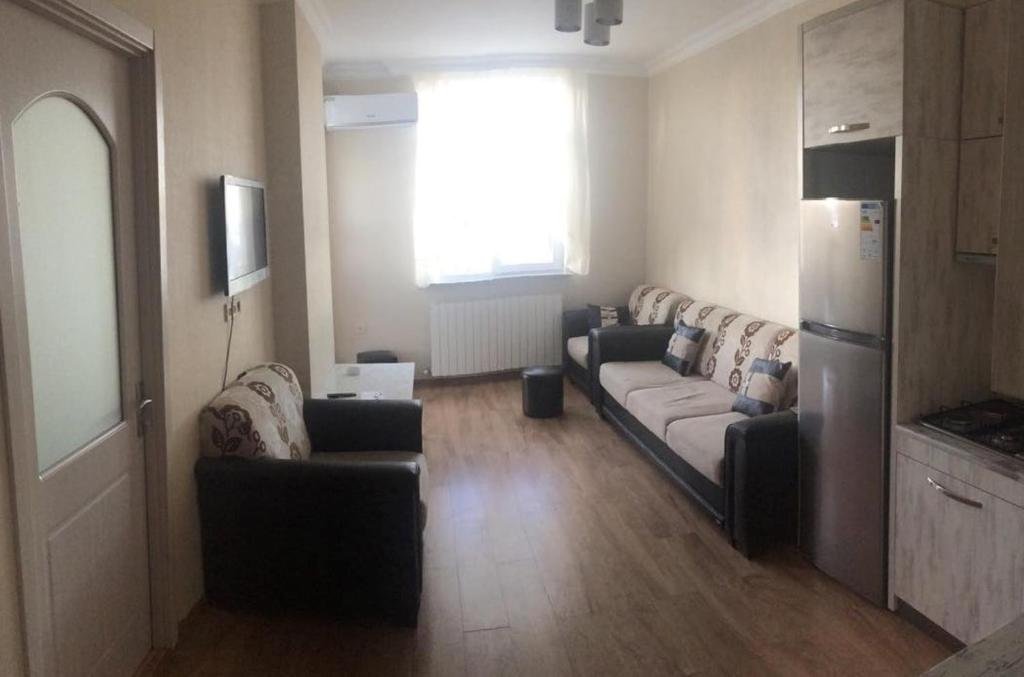 Батуми: Apartment in Batumi near Beach, Batumi Mall and MC