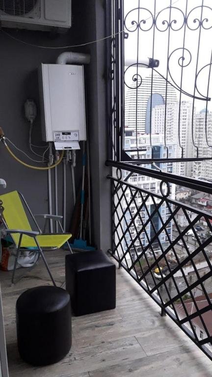Батуми: Apartment in Batumi near Beach, Batumi Mall and MC