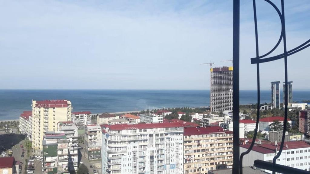 Батуми: Apartment in Batumi near Beach, Batumi Mall and MC