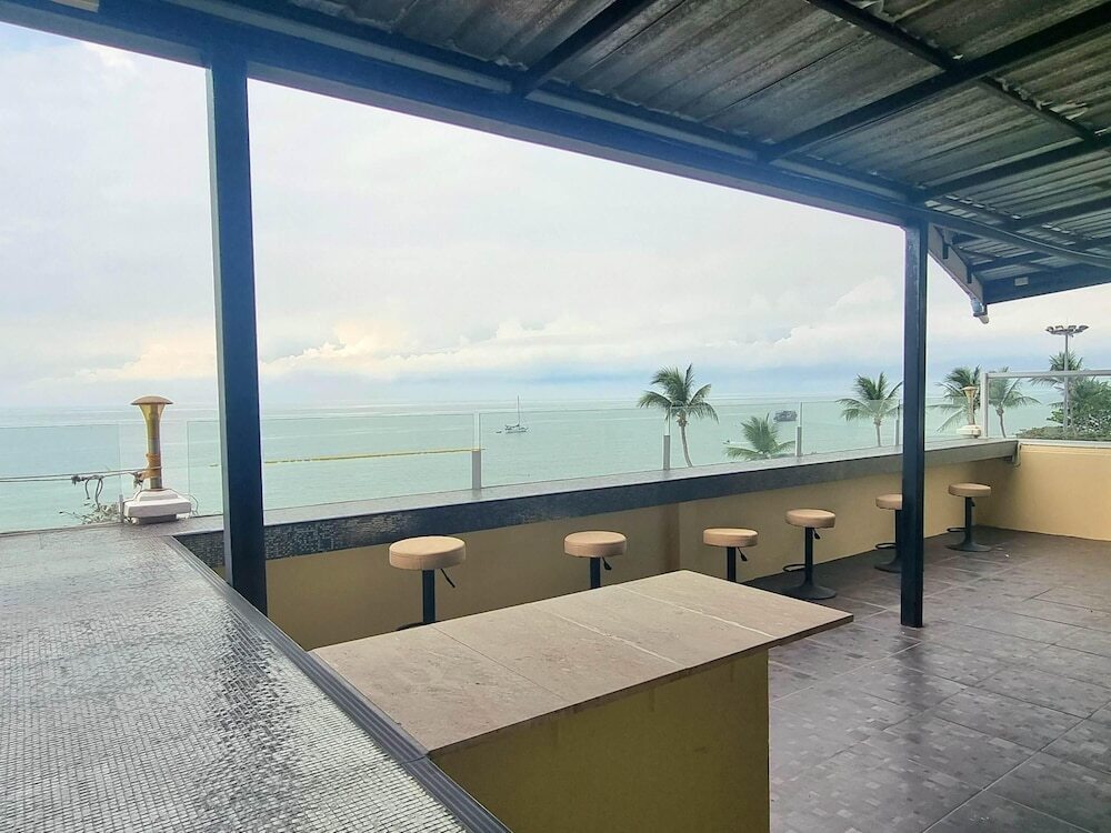 Паттайя: Happy Jomtien - Beachfront