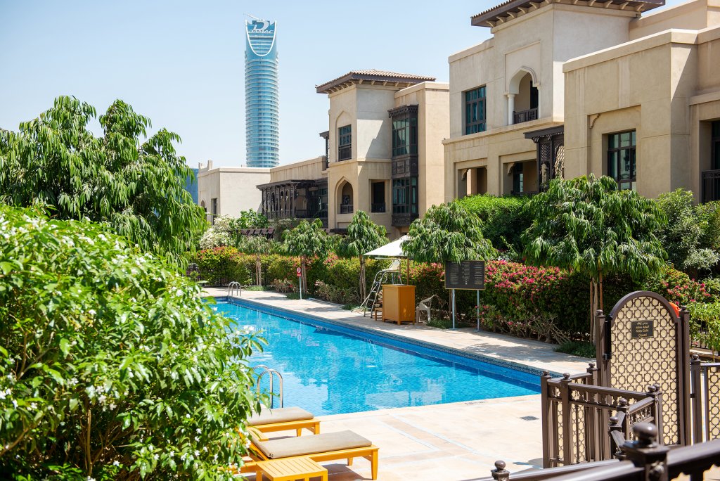 Дубай: Апартаменты PalmBay 1BR full Burj Khalifa & Fountain View