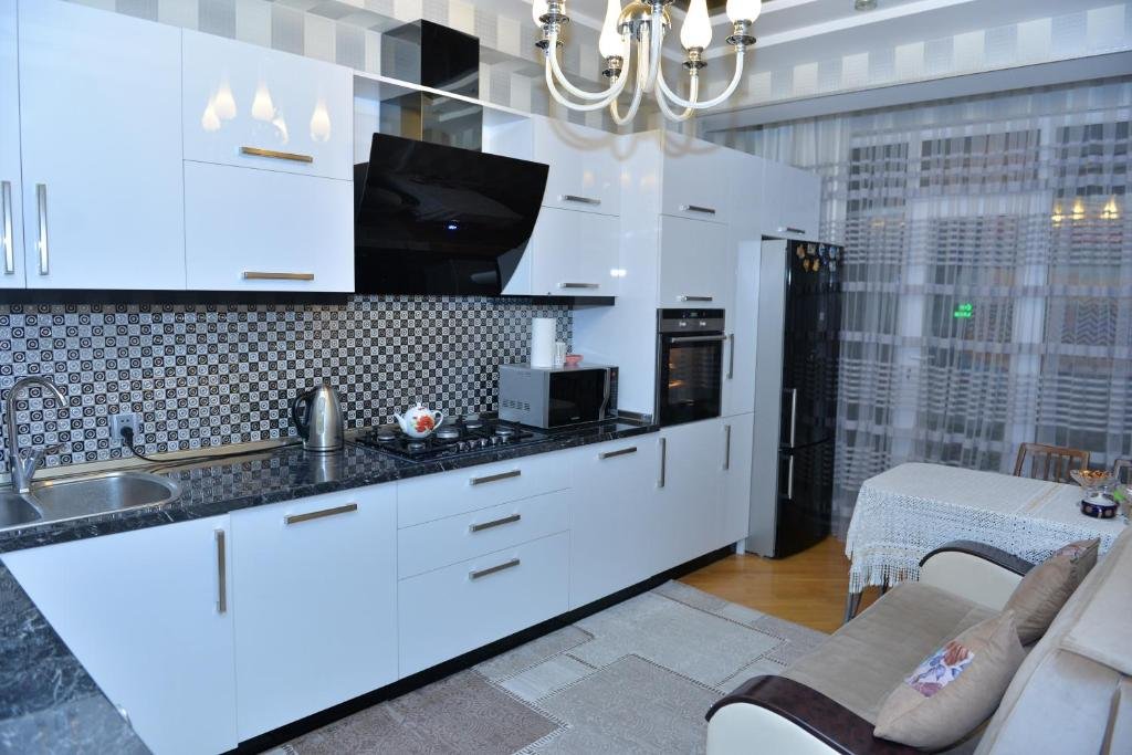 Баку: House Impulse Xazar