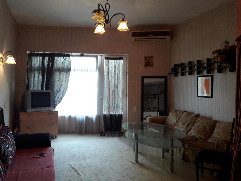 Тбилиси: Krtsanisi home
