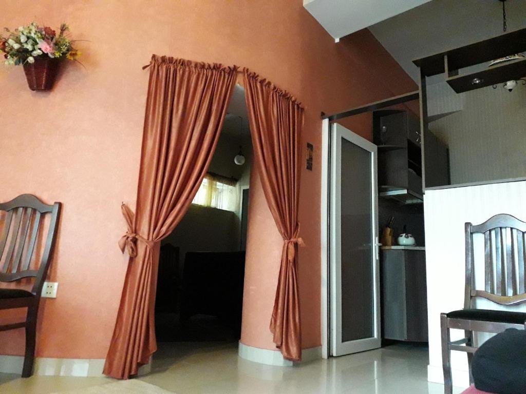 Тбилиси: Krtsanisi home