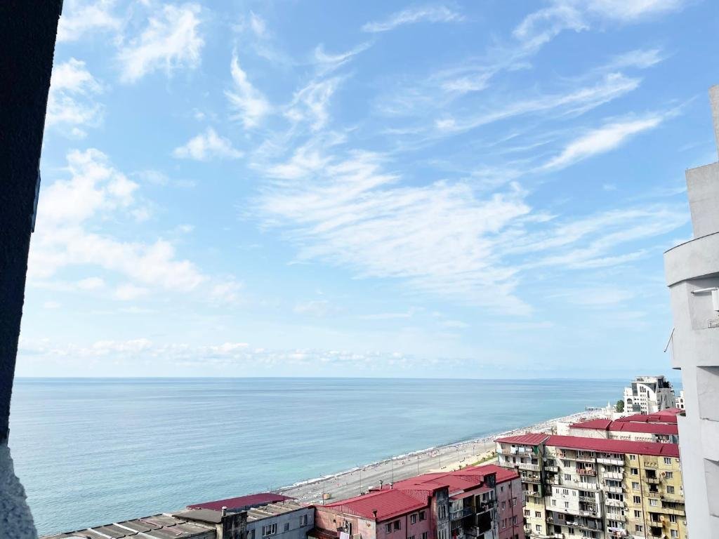 Батуми: Beautiful Horizon First Line