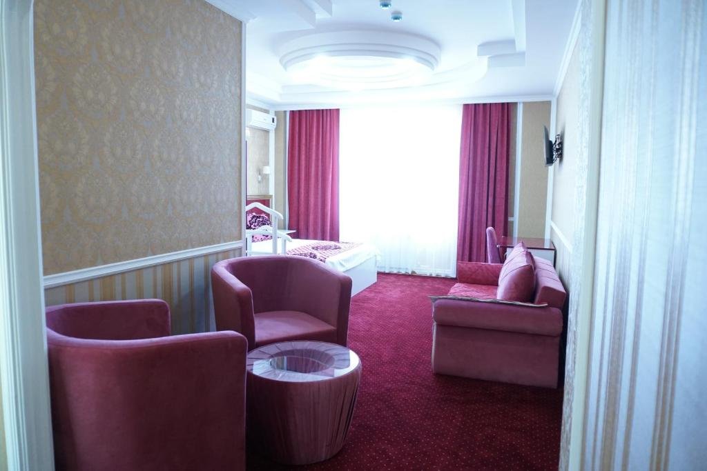 Шеки: Liliya Guest House