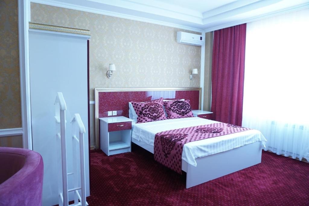Шеки: Liliya Guest House