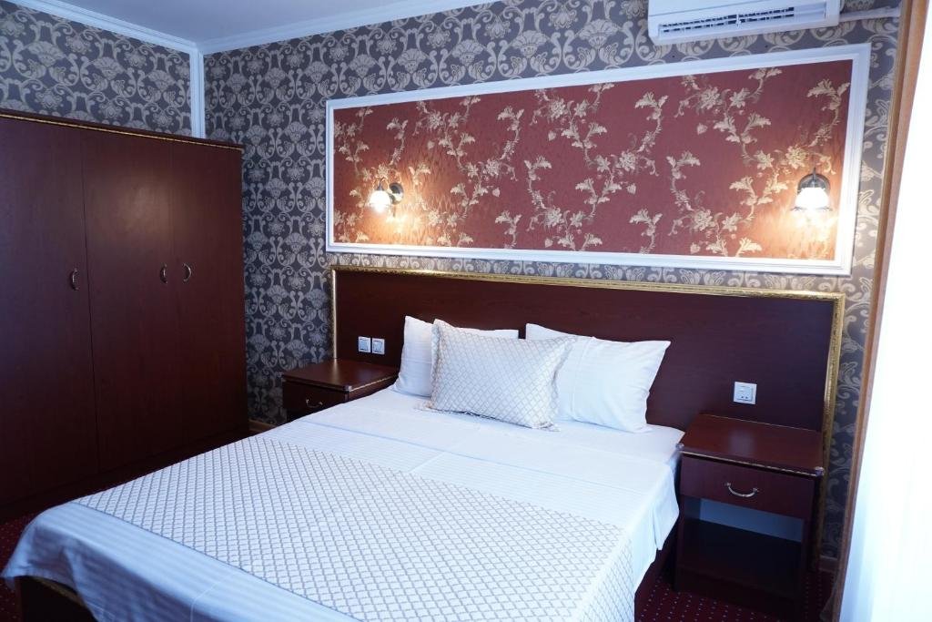 Шеки: Liliya Guest House