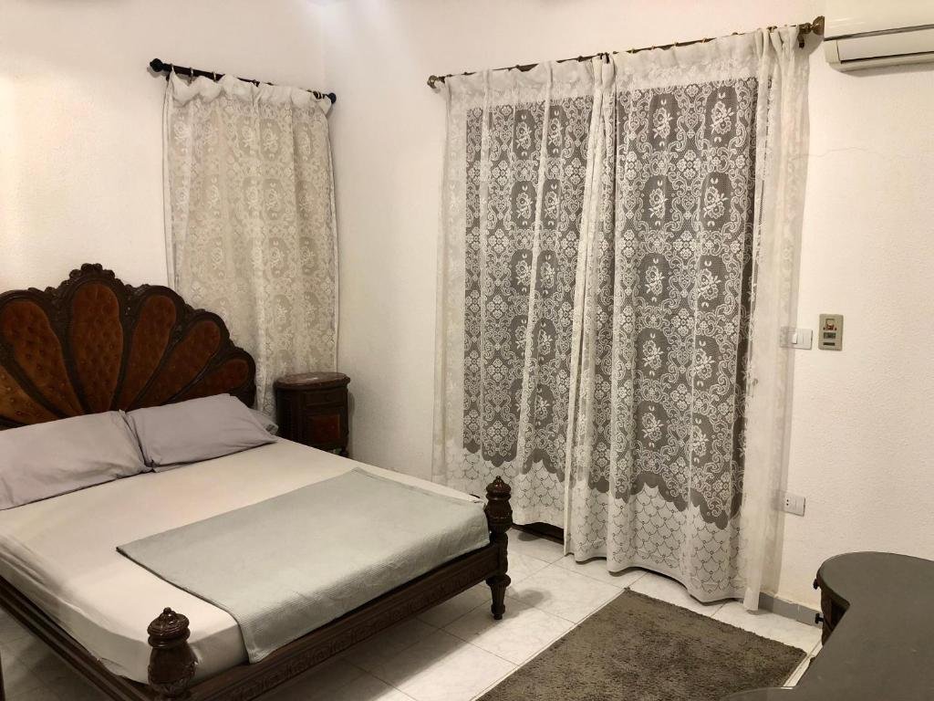 Эль-Аламейн: Marina7 Cozy spacious Villa 5 bedrooms, 5 bathrooms