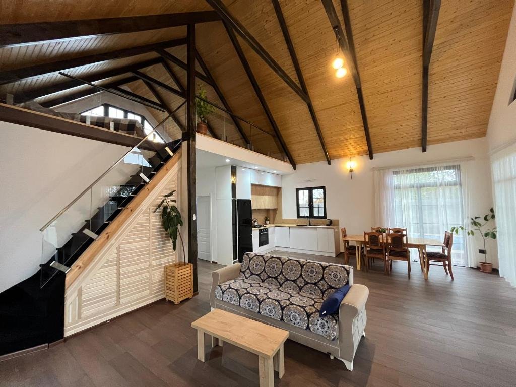 Габала: Gabala Barn House