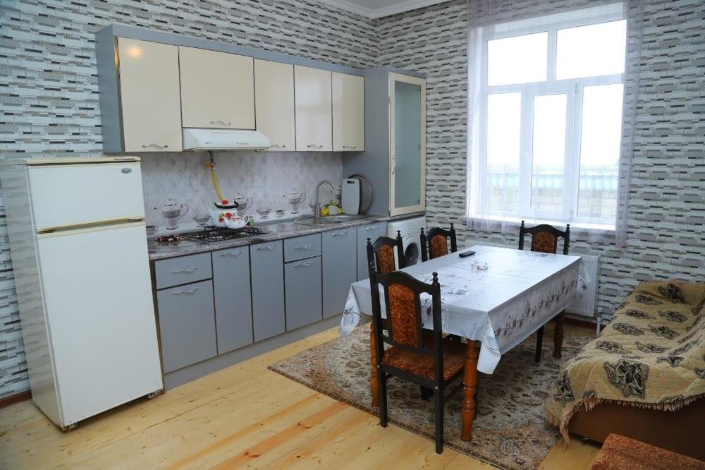 Габала: Eynulla House