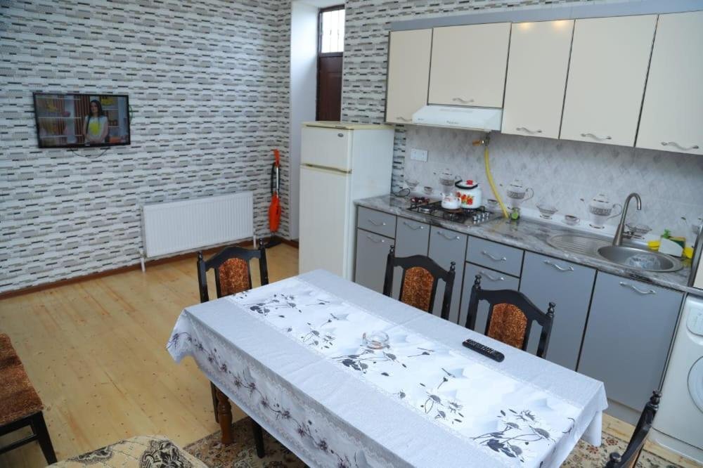 Габала: Eynulla House