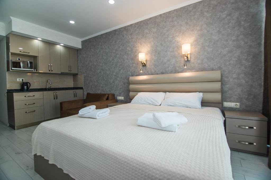Батуми: Holiday Batumi Apartment.1716