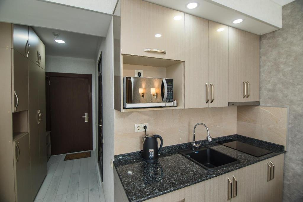 Батуми: Holiday Batumi Apartment.1716