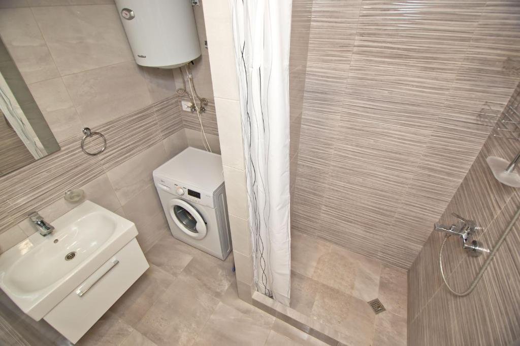Батуми: Holiday Batumi Apartment.0411