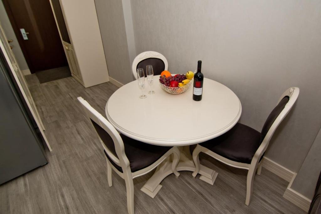 Батуми: Holiday Batumi Apartment.0411