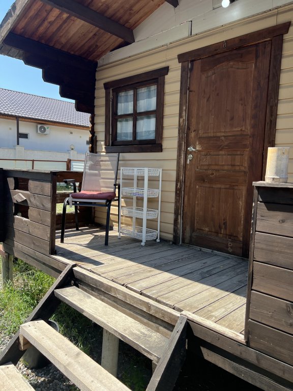 Молочный: База Отдыха Pitsunda House
