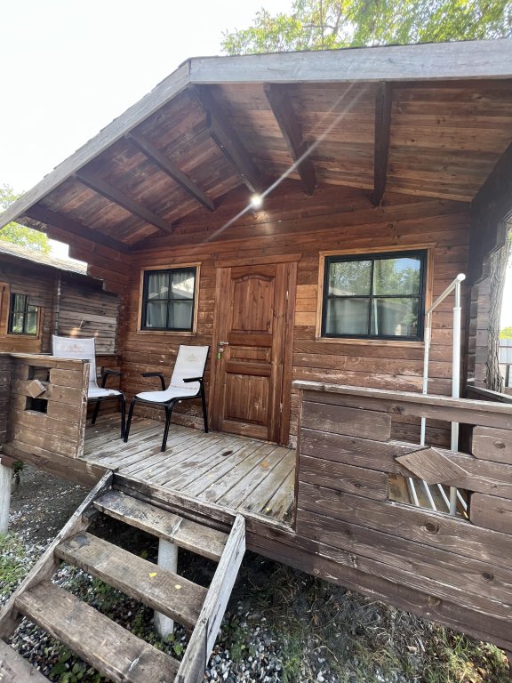Молочный: База Отдыха Pitsunda House