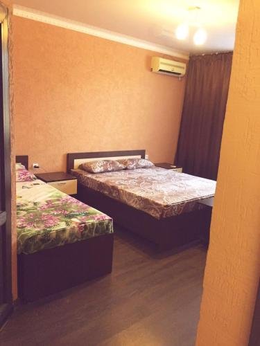 Пицунда: Guest House ARINA