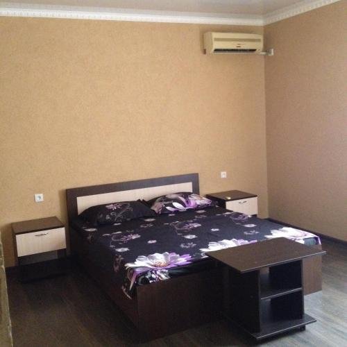 Пицунда: Guest House ARINA