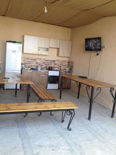 Пицунда: Guest House ARINA