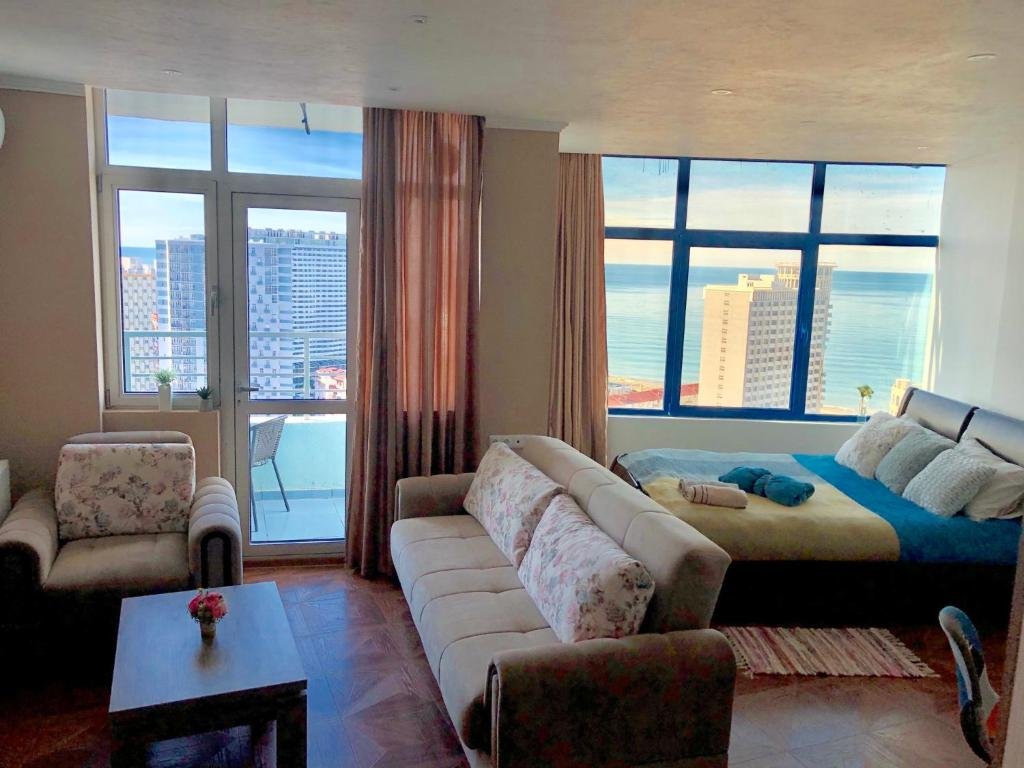 Cozy bright Apartment with amazing sea view — фото 3