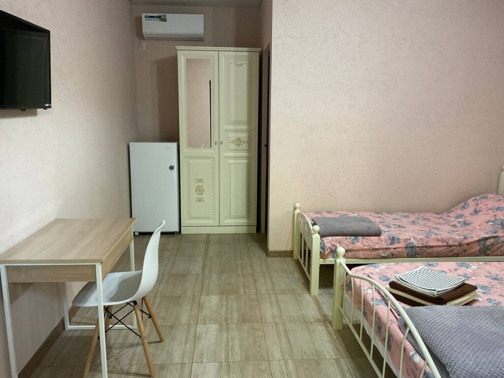 Молочный: Гостевой дом Пекан