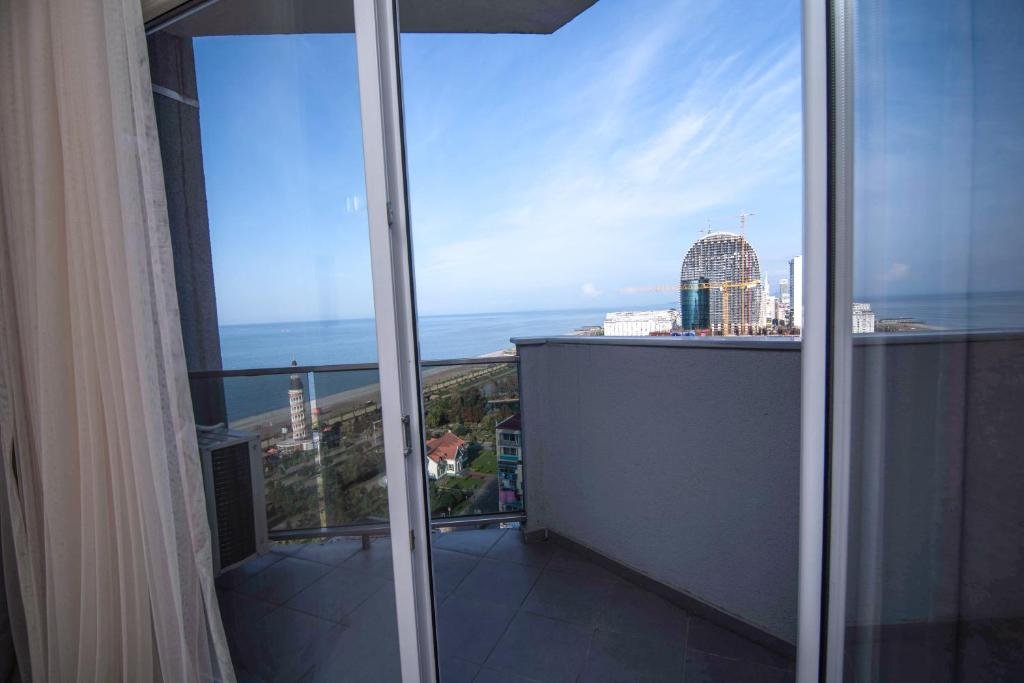 Батуми: etunas orbi tower apartment