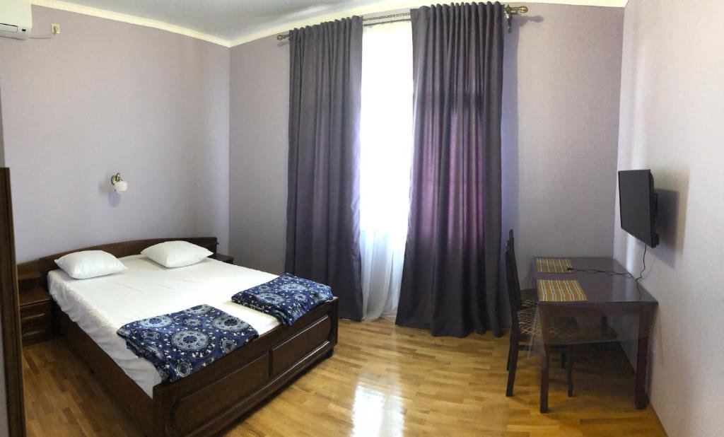 Гагра: Lora Guesthouse