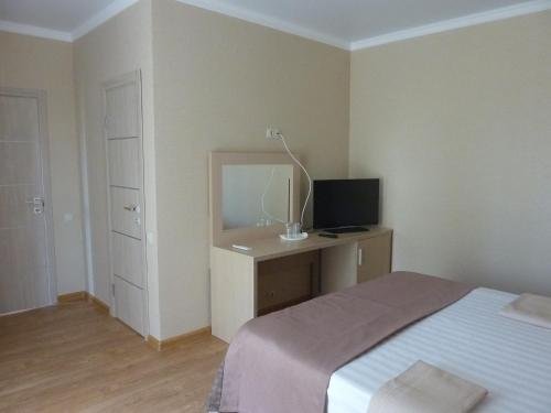 Гагра: Guest house LETTO
