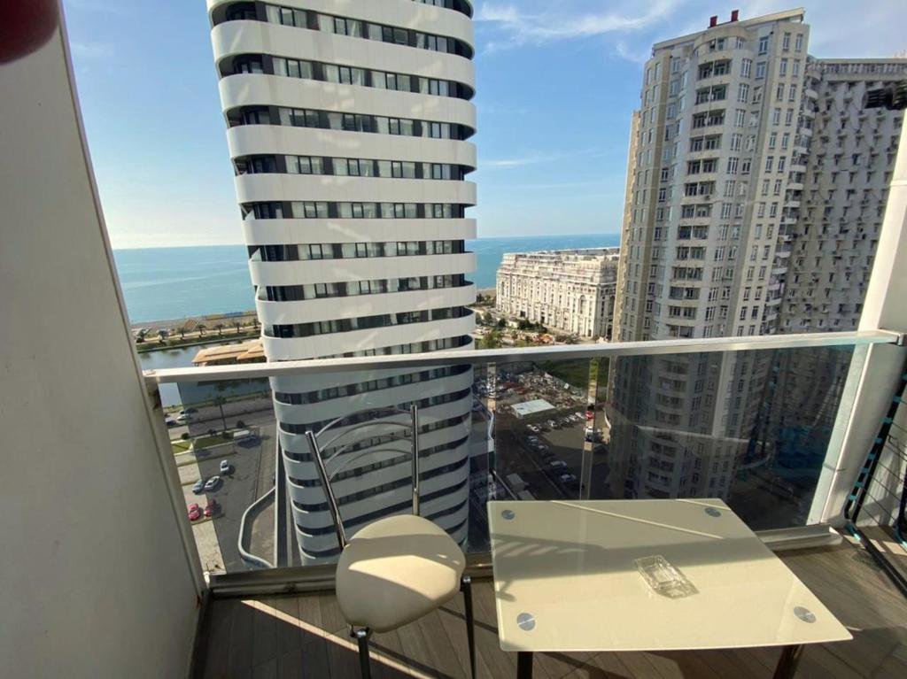 Батуми: Cozy Studio Apartment-Sea View