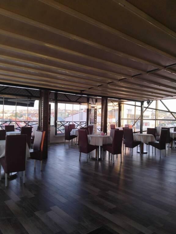 Усак: Hotel Sahlan 1