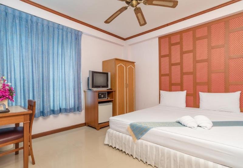 New Siam III Guest House — фото 1